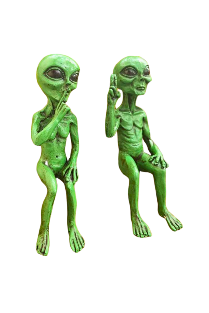 Alien sentado verdecinza 2