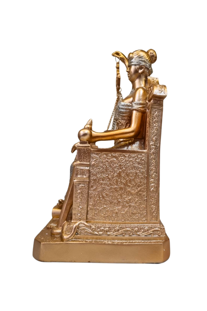 Dama da justica sentada 29cm 2