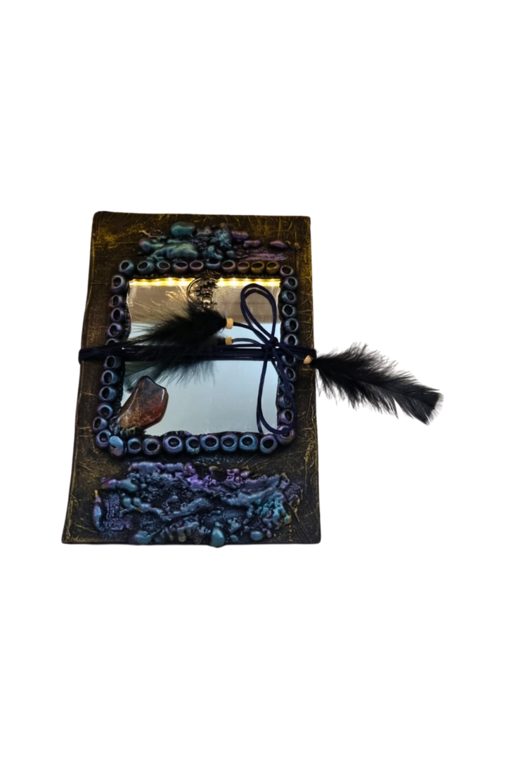 Grimorio com pedra 1
