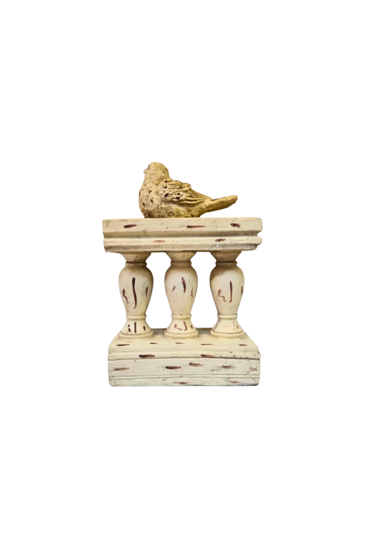 Passarinho de pedestal 2
